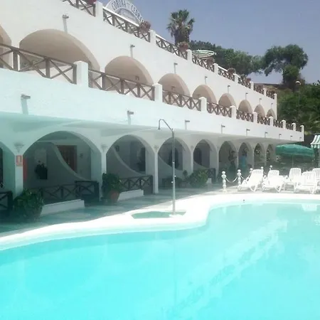 Hotel Eo Cedral